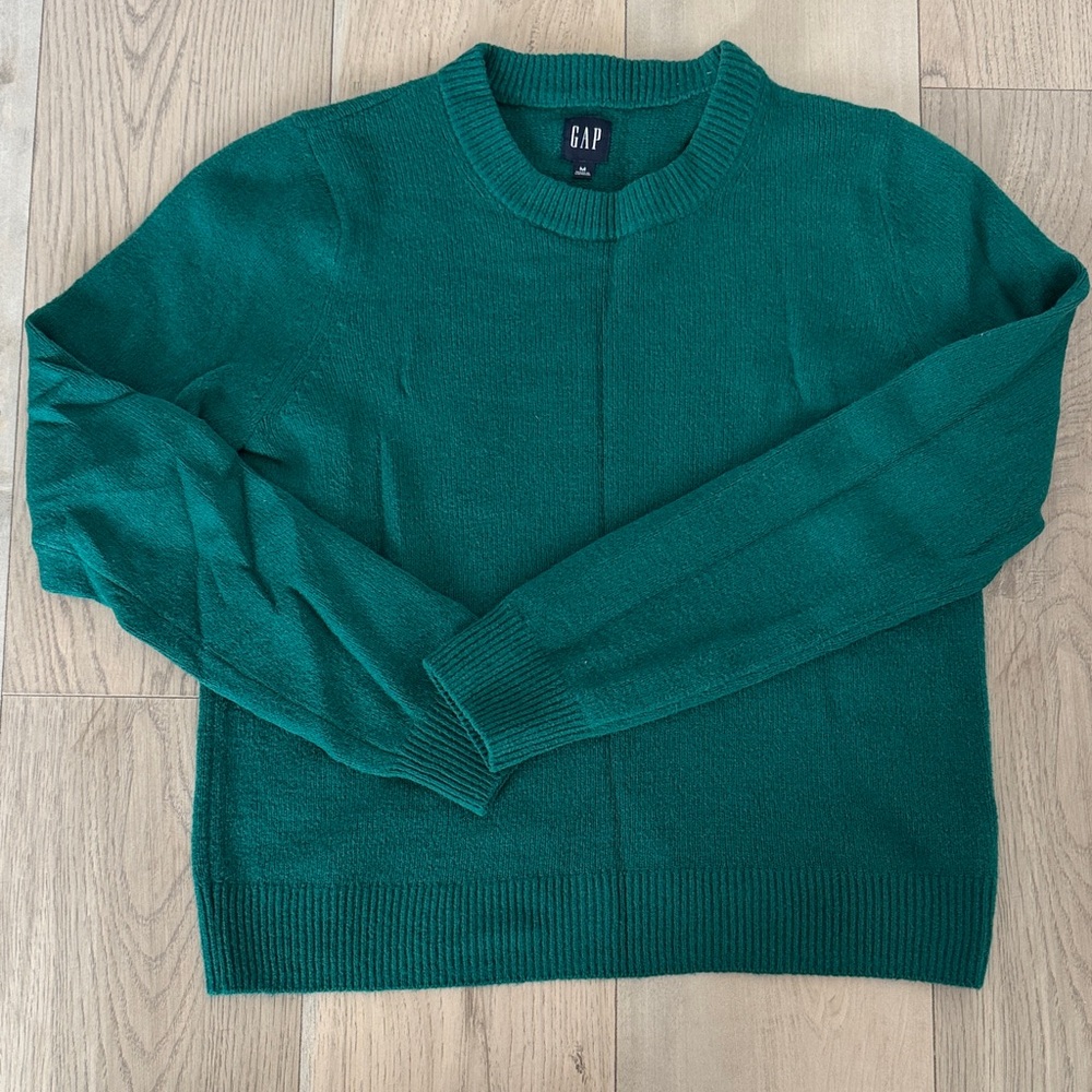 GAP Women's Emerald Crew Neck Sweater